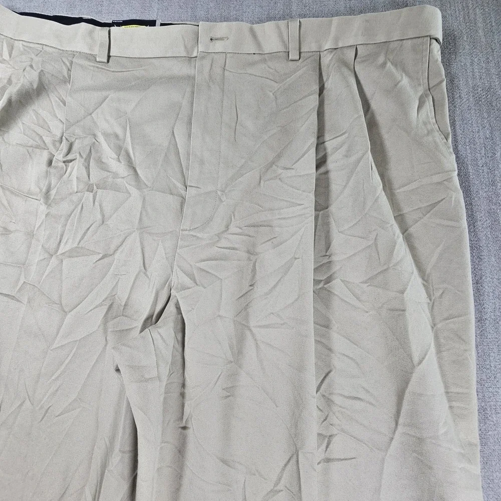 Roundtree and Yorke Non‎ Iron Performance Chino Men's Beige Pants Size 48x32